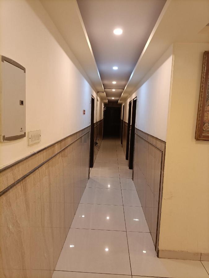 Hotel City Lite Near Igi Airport New Delhi Bagian luar foto