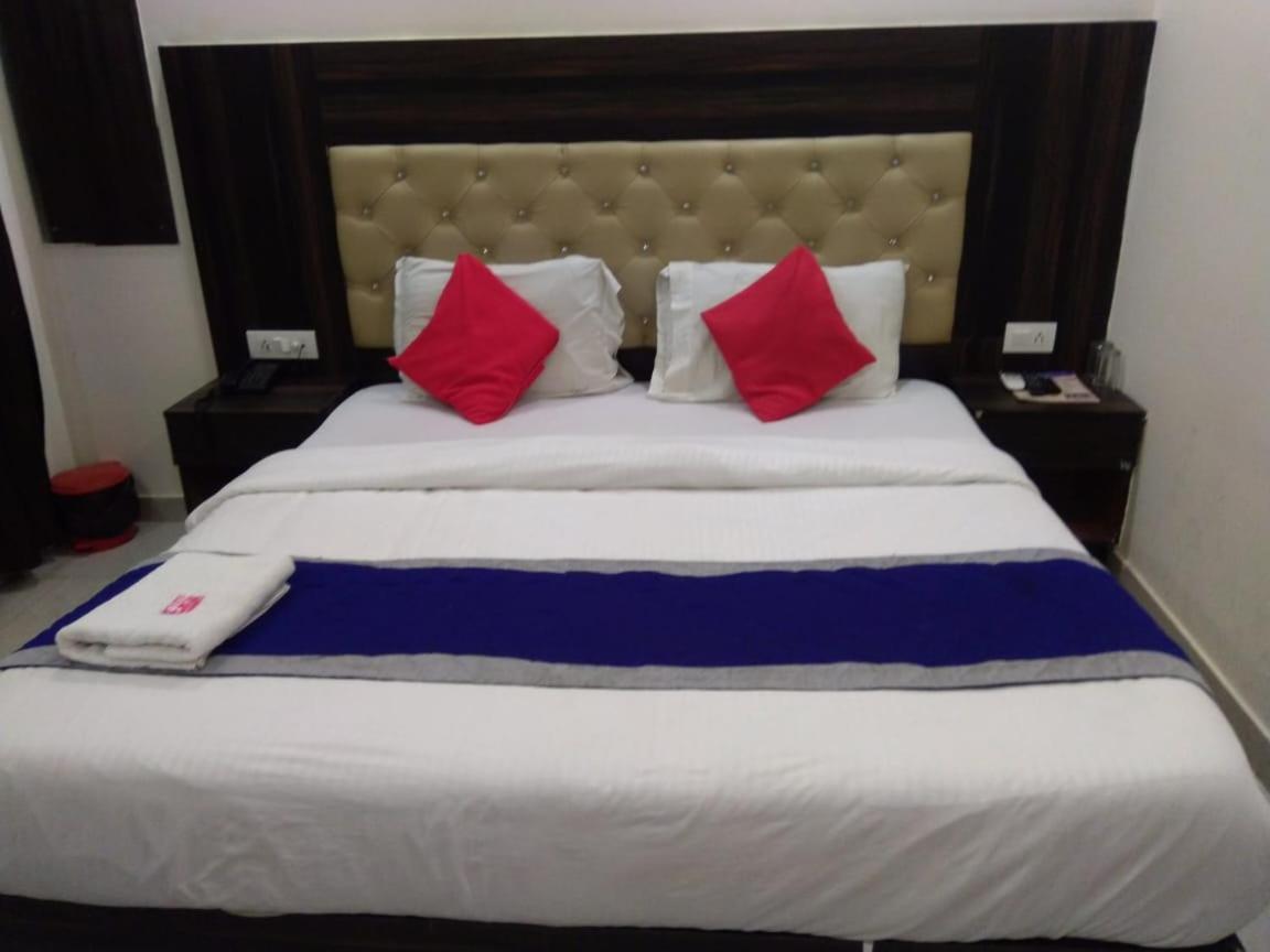 Hotel City Lite Near Igi Airport New Delhi Bagian luar foto