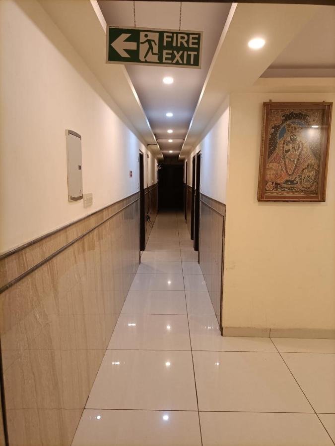 Hotel City Lite Near Igi Airport New Delhi Bagian luar foto